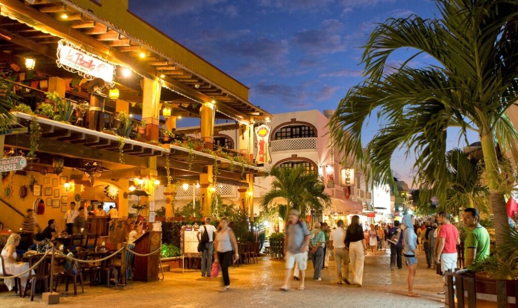 what to do based on playa del carmen weather