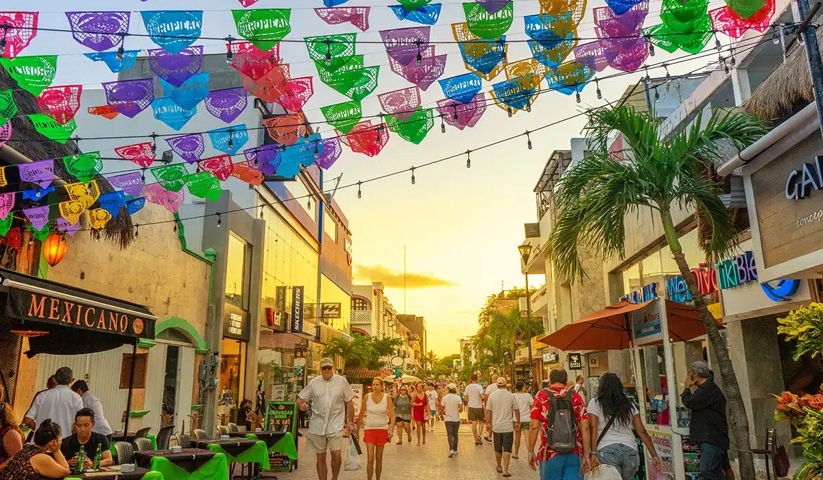 overcome language barriers in Playa del Carmen