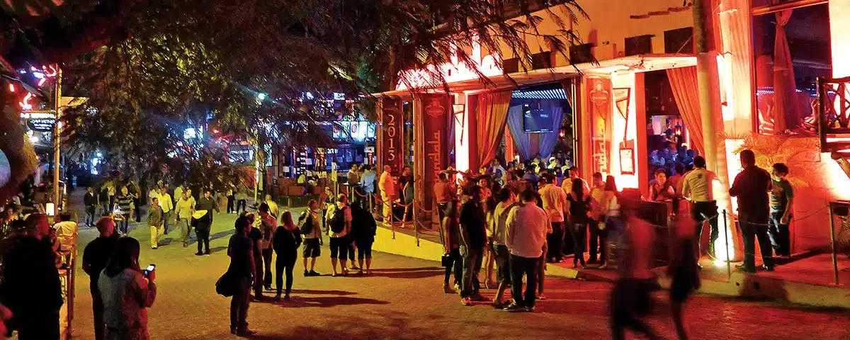 playa del carmen nightlife guide